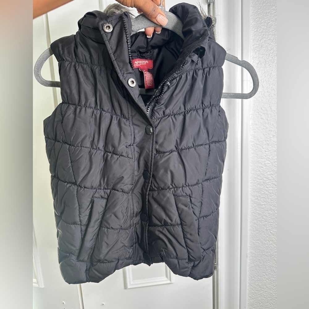 Arizona Jeans Hooded Puffer Vest Insulated Puffer Jacket with Removable Hood M